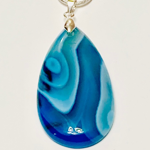 THERAPEUTIC Blue ONYX STONE NECKLACE With Soothing Ocean Waves & Healing Energy - Picture 7 of 11